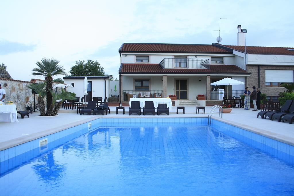 Villa Genny Альтамура Экстерьер фото